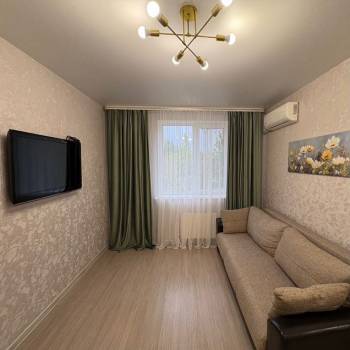 Продается 1-комнатная квартира, 36 м²