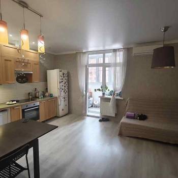Сдается 2-х комнатная квартира, 64 м²