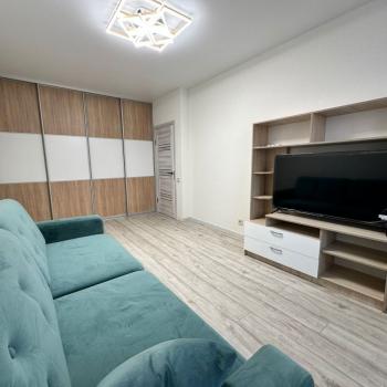 Сдается 2-х комнатная квартира, 56 м²