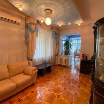 Продается Многокомнатная квартира, 144,4 м²