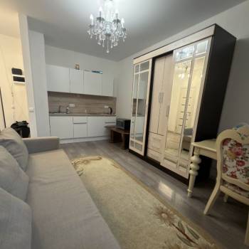Продается 1-комнатная квартира, 35 м²
