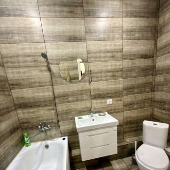Продается 1-комнатная квартира, 35 м²
