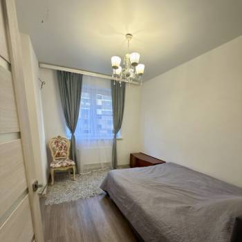 Продается 1-комнатная квартира, 35 м²