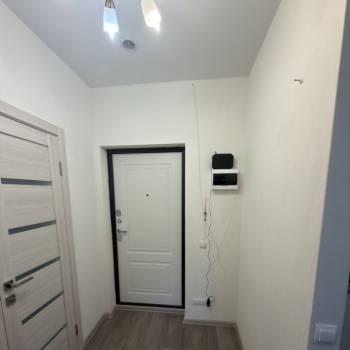 Продается 1-комнатная квартира, 35 м²