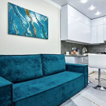Продается 1-комнатная квартира, 32 м²