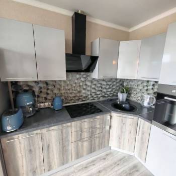 Продается 1-комнатная квартира, 46,3 м²