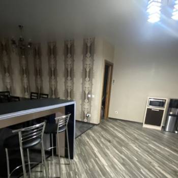 Сдается Многокомнатная квартира, 80 м²
