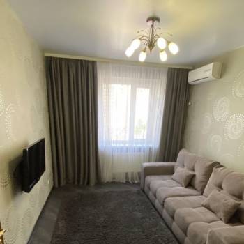 Сдается Многокомнатная квартира, 80 м²