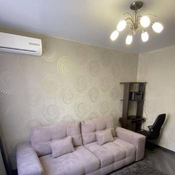 Сдается Многокомнатная квартира, 80 м²
