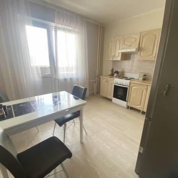 Сдается 2-х комнатная квартира, 53 м²