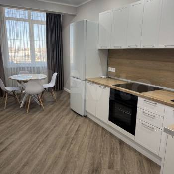 Сдается 1-комнатная квартира, 47 м²