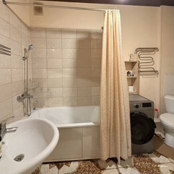 Продается 3-х комнатная квартира, 100 м²