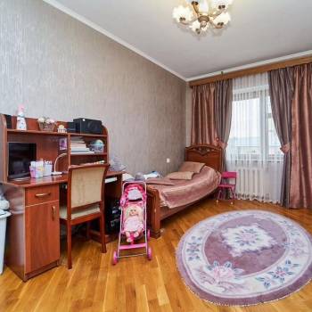 Продается Многокомнатная квартира, 88,6 м²