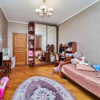 Продается Многокомнатная квартира, 88,6 м²