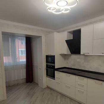 Продается 2-х комнатная квартира, 60 м²