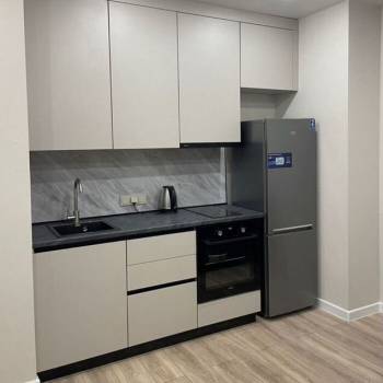Продается 1-комнатная квартира, 35 м²
