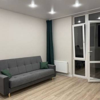 Продается 1-комнатная квартира, 35 м²