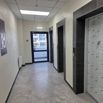 Продается 1-комнатная квартира, 37,8 м²