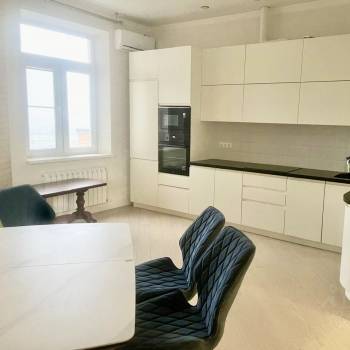 Продается 2-х комнатная квартира, 71,5 м²