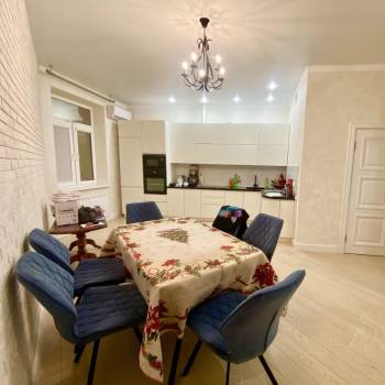 Продается 2-х комнатная квартира, 71,5 м²