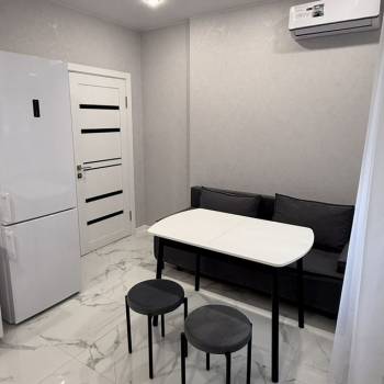 Сдается 1-комнатная квартира, 40,3 м²