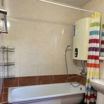 Продается 3-х комнатная квартира, 62 м²