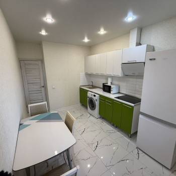Сдается 1-комнатная квартира, 43 м²