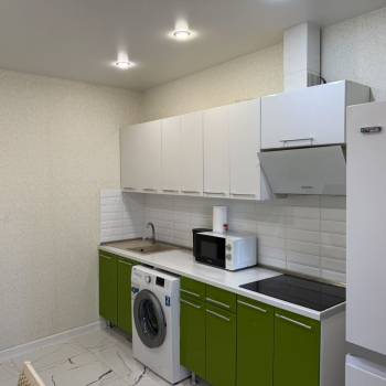 Сдается 1-комнатная квартира, 43 м²