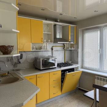 Сдается Многокомнатная квартира, 60 м²