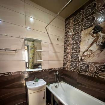 Сдается 2-х комнатная квартира, 60 м²
