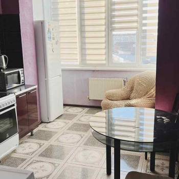 Сдается 2-х комнатная квартира, 60 м²