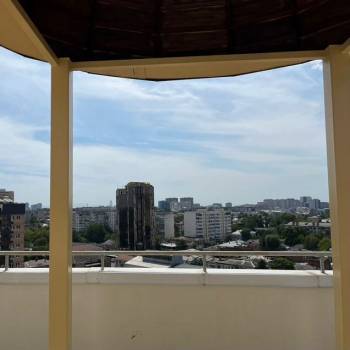 Продается Многокомнатная квартира, 238 м²