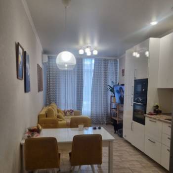 Продается 3-х комнатная квартира, 100 м²