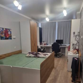 Продается 3-х комнатная квартира, 100 м²