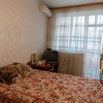 Продается 1-комнатная квартира, 39 м²