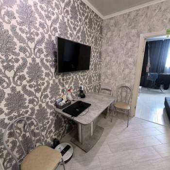Продается 1-комнатная квартира, 37 м²