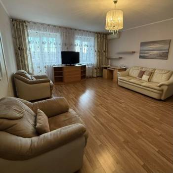 Сдается 2-х комнатная квартира, 66,7 м²