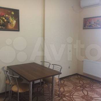 Сдается Многокомнатная квартира, 106 м²