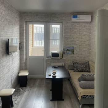 Сдается 1-комнатная квартира, 38 м²