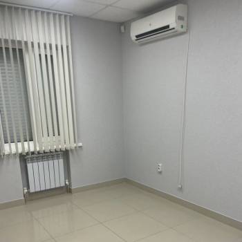 Сдается Нежилое помещение, 18 м²