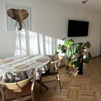 Сдается 2-х комнатная квартира, 65 м²