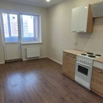 Продается 1-комнатная квартира, 42,3 м²