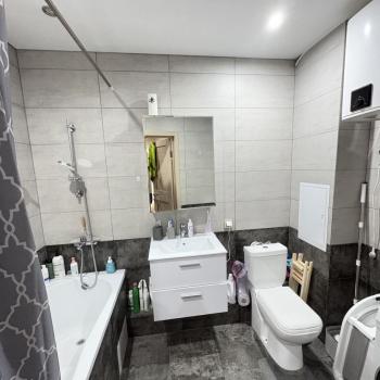 Продается 1-комнатная квартира, 36,9 м²