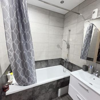 Продается 1-комнатная квартира, 36,9 м²