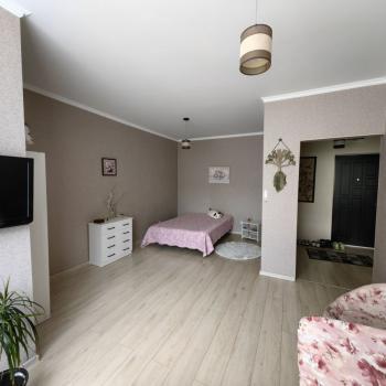 Продается 1-комнатная квартира, 40 м²
