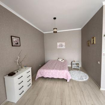 Продается 1-комнатная квартира, 40 м²