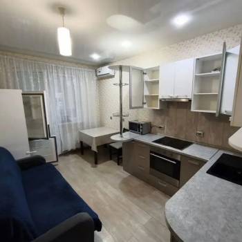 Сдается 1-комнатная квартира, 43 м²