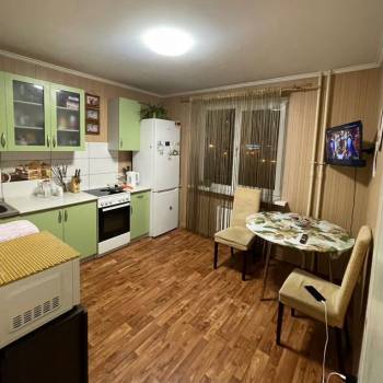 Сдается 2-х комнатная квартира, 62 м²