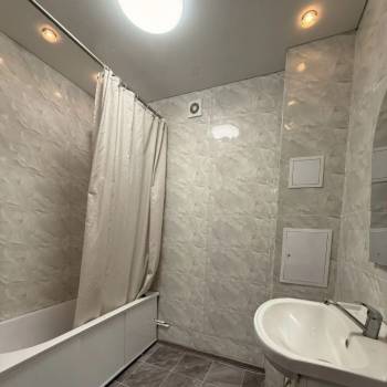 Сдается 2-х комнатная квартира, 65 м²