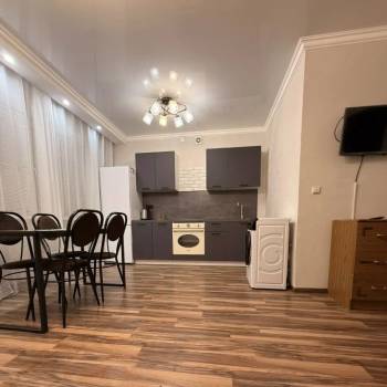 Сдается 2-х комнатная квартира, 65 м²